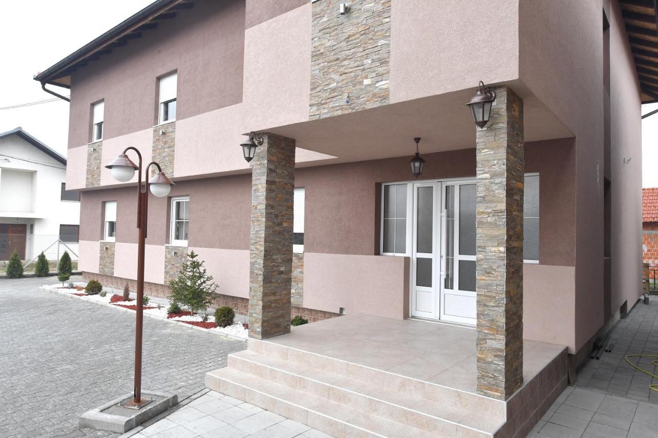 Olimp Motel Kraljevo Dış mekan fotoğraf